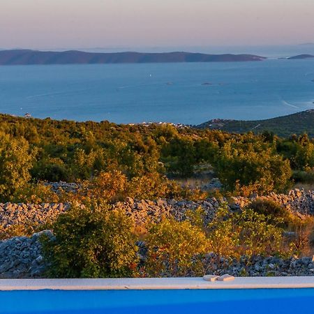 Villa Zlatno Sunce In The Hills Near Trogir Vrsine Exteriör bild