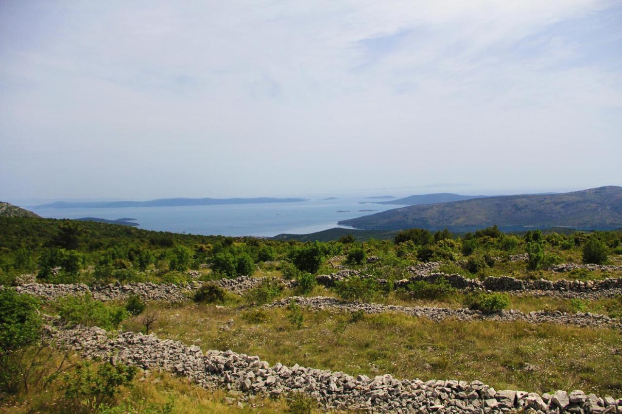 Villa Zlatno Sunce In The Hills Near Trogir Vrsine Exteriör bild