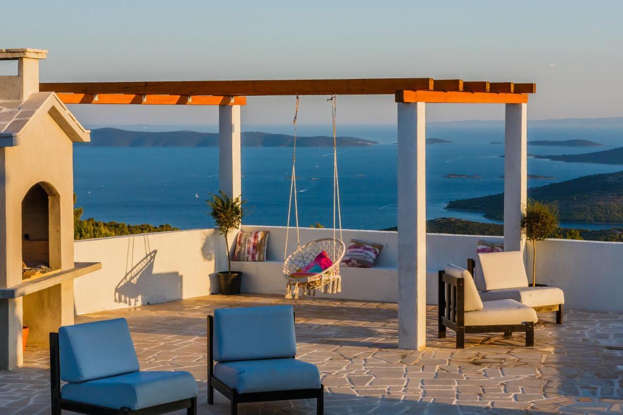Villa Zlatno Sunce In The Hills Near Trogir Vrsine Exteriör bild